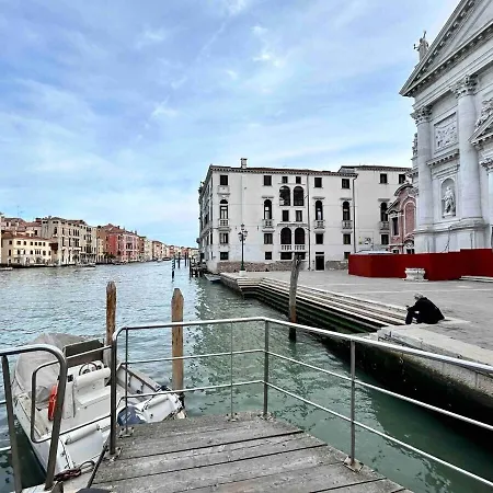 Suite Della Corte Apartment Venice Exterior photo